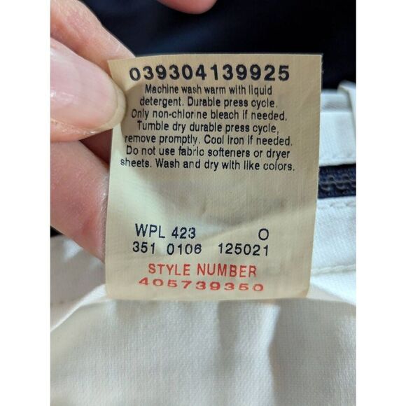 Dockers Men's Gray Solid Relaxed Fit Stone Golf Pants Size 42 x 30 NWT - Picture 8 of 8